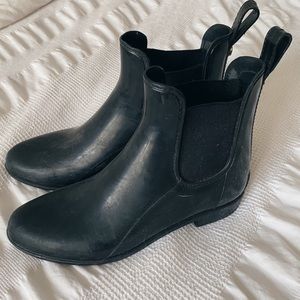 Sam Edelman Black Tinsley Chelsea Rain Booties